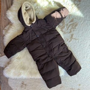 🌈 3 for $20 🌈 Infant Cozy Gap Snowsuit 🤎